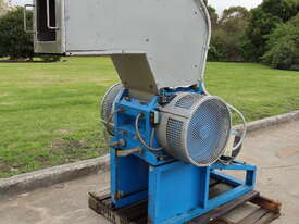 Industrial 10HP Plastic Granulator - picture0' - Click to enlarge