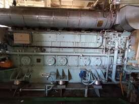 1040kW GENERATOR -  8L23/30 - EX AUSTRALIAN NAVY VESSEL DISPOSAL - 25 TONNES - 20 YEARS OLD - picture0' - Click to enlarge