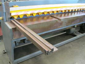 Steelmaster 2500mm x 3mm Guillotine - picture1' - Click to enlarge