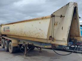 Howard Porter Tri Axle - picture0' - Click to enlarge