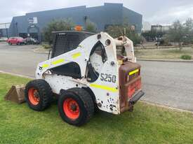 Skid Steer Bobcat S250 4515 hours 2009 Joy Stick Controls - picture0' - Click to enlarge