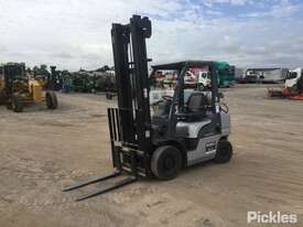 2004 Nissan PL02A25U Forklift - picture1' - Click to enlarge