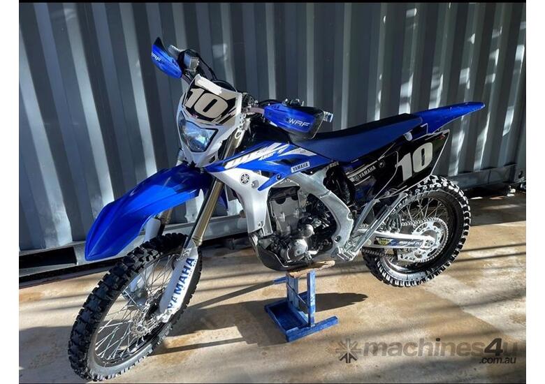 caption 2014 YAMAHA WR 450F MOTOR BIKE