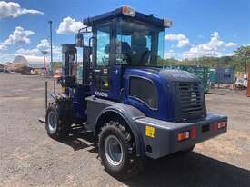 APACHE RT30 ROUGH TERRAIN FORKLIFT - picture1' - Click to enlarge