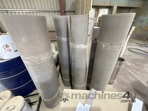 Quantity of Laminate Sheeting