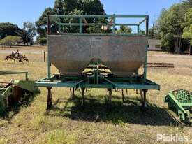 Bonel Ag 3PL air seeder. Age and operational condition unknown. For further info contact Aaron Wilso - picture2' - Click to enlarge