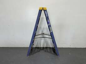 Werner 6ft Fibreglass Ladder - picture1' - Click to enlarge