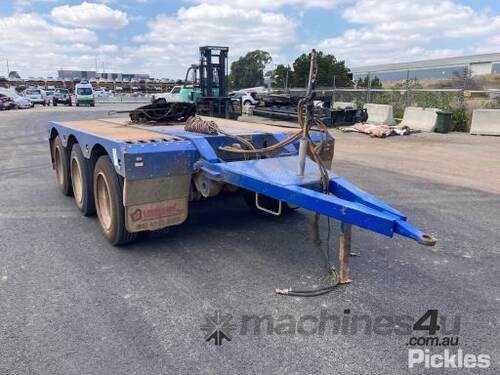 2022 AAA Trailers Tri Axle Converter Dolly