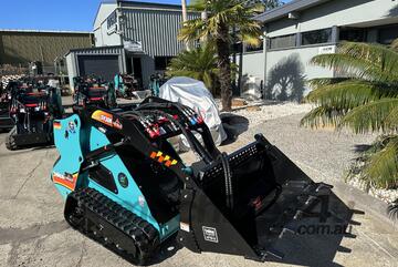 The Boleo SV30H Stand on Skid Steer Loader