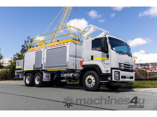 Isuzu FVZ 260-300 Service Body Truck