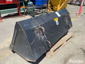 Challenge Implements 1860mm GP bucket ,Serial No: 80530 - picture2' - Click to enlarge