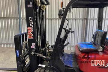 3.5 Ton Diesel Forklift Standard Package $24,990 + GST or around $129 per week on finance