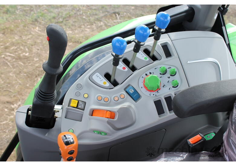 caption Deutz Fahr 5105.4G Heavy Duty -