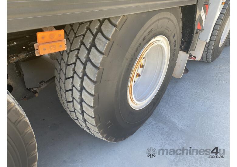 caption 2011 Leibherr LTM 1250-6.1