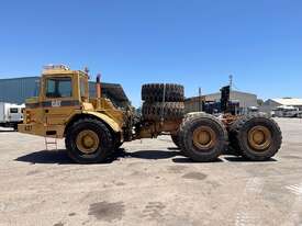 Caterpillar D400D Articulated Dump Truck - picture0' - Click to enlarge