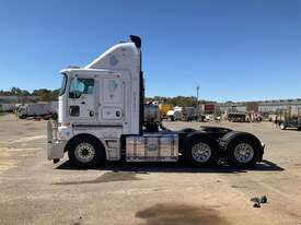 2011 Kenworth K200 Aerodyne Prime Mover Sleeper Cab - picture2' - Click to enlarge