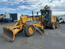 2010 Caterpillar 140M VHP Plus Articulated Grader - picture2' - Click to enlarge