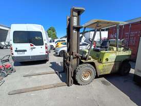 Clark C500 Y80 Forklift - picture0' - Click to enlarge