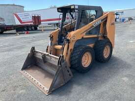 2007 Case 440 Wheeled Skid Steer - picture1' - Click to enlarge