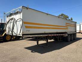 1983 Oberhardt Tri Axle Tipping Grain Trailer - picture1' - Click to enlarge