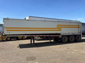 1983 Oberhardt Tri Axle Tipping Grain Trailer - picture2' - Click to enlarge