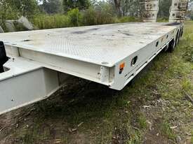 2021 MIDLAND INDUSTRIES 3 AXLE SEMI TAG TRAILER - picture2' - Click to enlarge