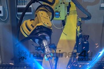 Customised Welding Robot Systems | Fanuc R2000iA 210F With 400A Water Cooled Megmeet Welder