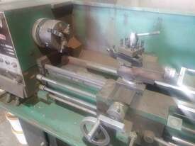 Hafco Metal Lathe - picture2' - Click to enlarge