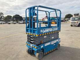 2009 Genie GS-1932 Scissor Lift (Electric) - picture1' - Click to enlarge