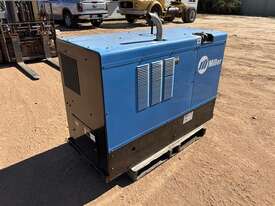 2011 MILLER BIG BLUE 500 X WELDER/GENRATOR - picture1' - Click to enlarge