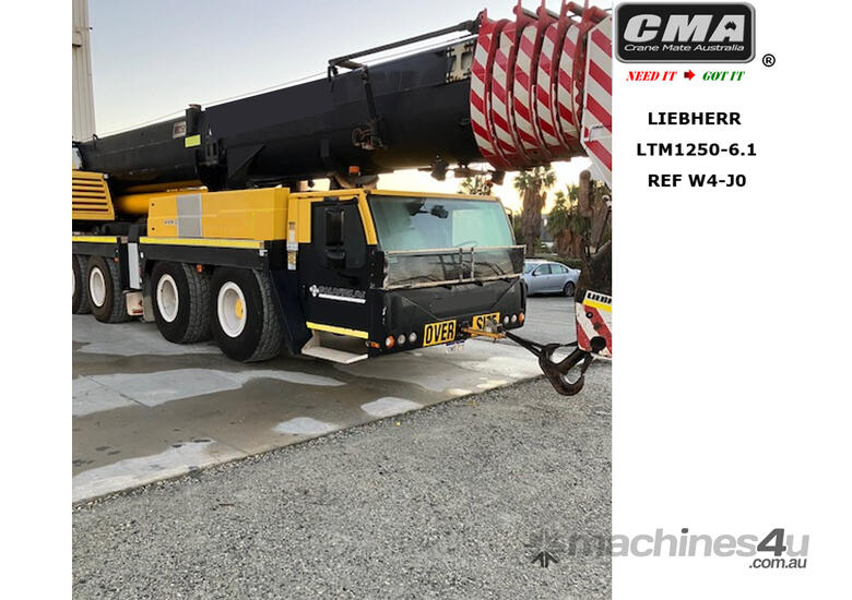 caption LIEBHERR LTM1250-6.1