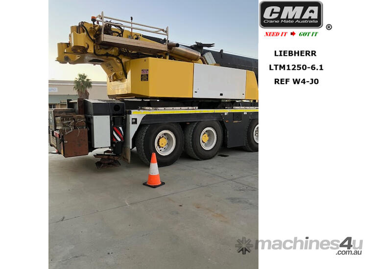 caption LIEBHERR LTM1250-6.1