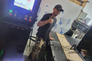 Figtek 1330 ATC CNC Router: Elevate Precision with Vacuum Table & Pump!