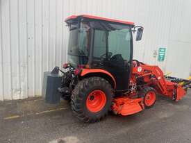 Kubota B3150 Cab Tractor loader and mid mower - picture2' - Click to enlarge