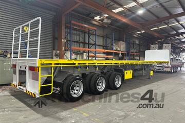 Stonestar Extendable Flat Top Trailer
