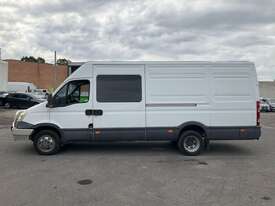 2013 Iveco Daily Van - picture2' - Click to enlarge