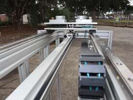 Automated Linear Slide Bearing Linear Guide System 1.7 m Travel - picture0' - Click to enlarge