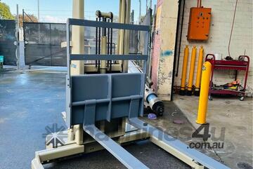 Crown Push Behind Walkie Stacker Crown Push Behind Walkie Stacker