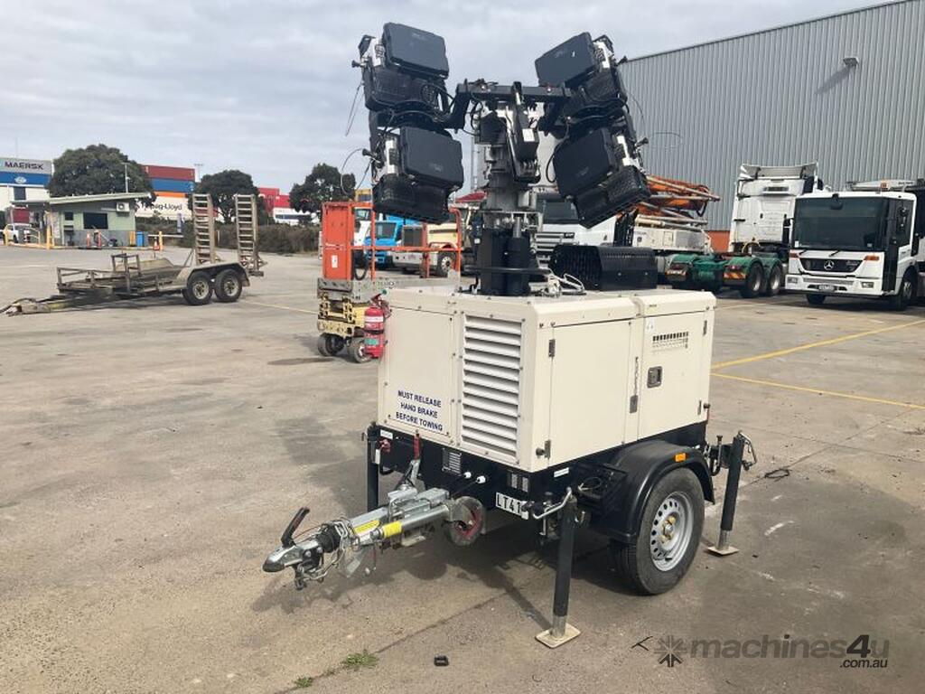 Used 2019 powerlink 2019 Powerlink Trailer Mounted Light Tower