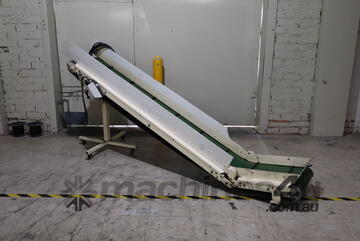 Motorised Incline Belt Conveyor - 0.95m High - Fleming