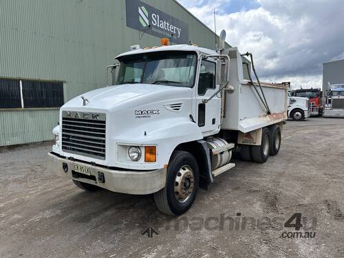 2006 Mack Metro Liner CH (6x4) Tipper