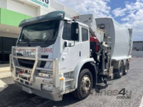 2017 Iveco Acco 2350 6x4 Dual Control Garbage Truck