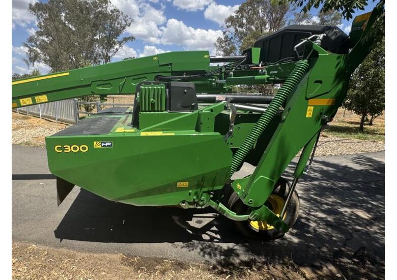 caption John Deere C300 Mower Conditioner