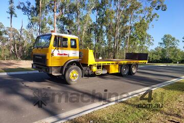 International ACCO 2250 Tilt Tray