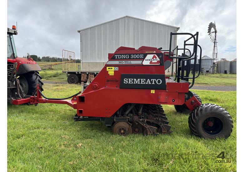 caption 2017 Semeato TDNG 300E Disc Seeder