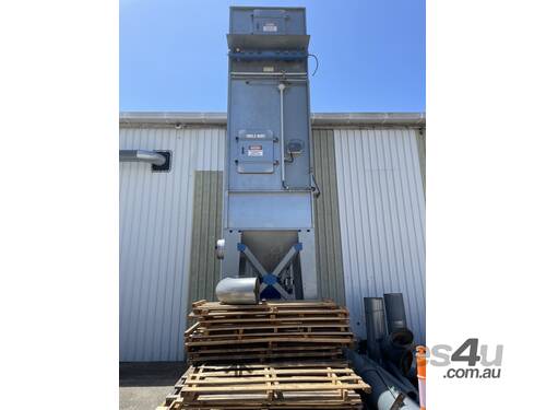 caption Dust Collector