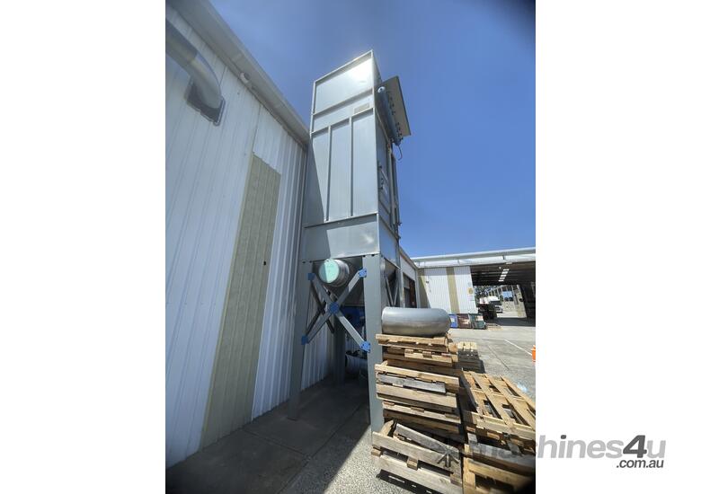 caption Dust Collector