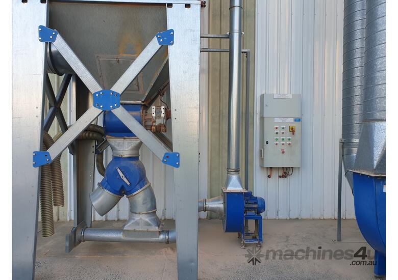 caption Dust Collector