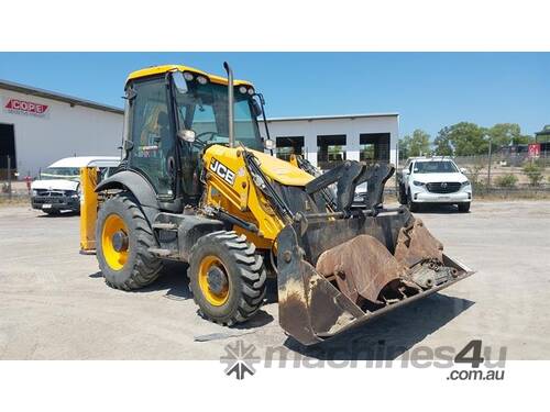 caption JCB 3CX