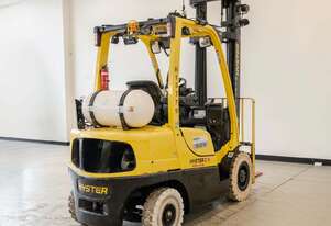 Hyster 2.5T CNG counterbalance forklift